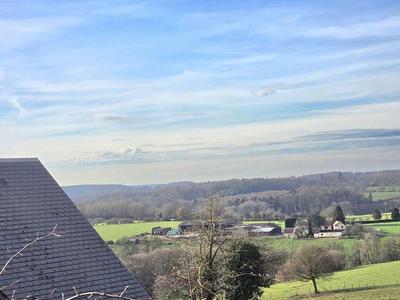 Maison - 202 m² - 7 pièces