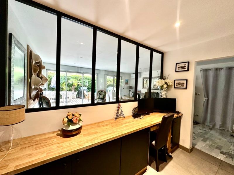 Appartement - 90 m² - 4 pièces