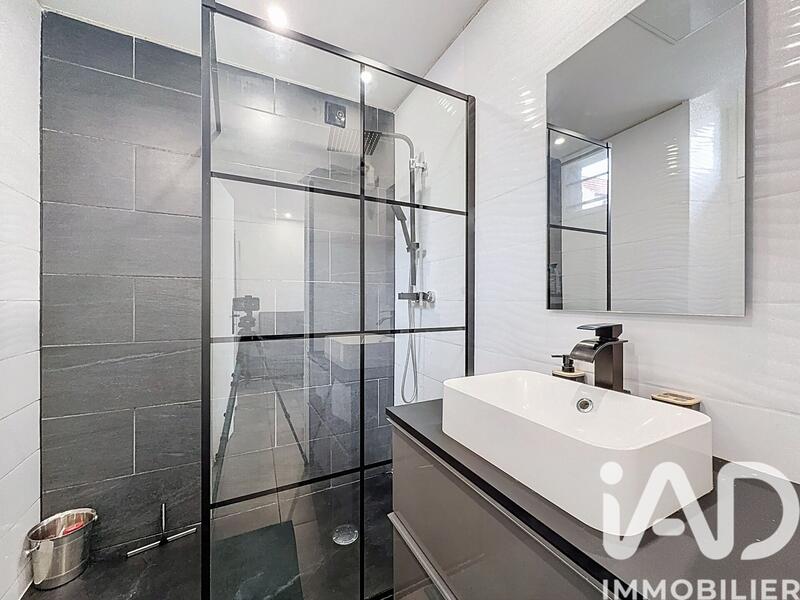 Studio - 25 m² - 1 pièce