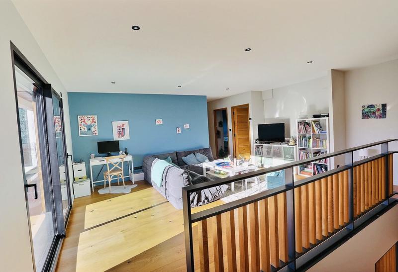 Villa - 250 m² - 9 pièces