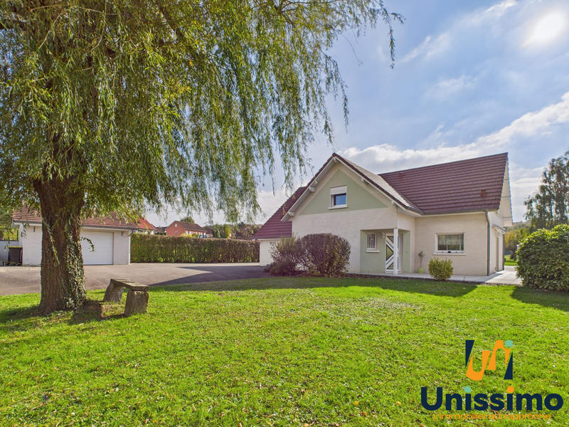 Maison contemporaine - 205 m² - 7 pièces