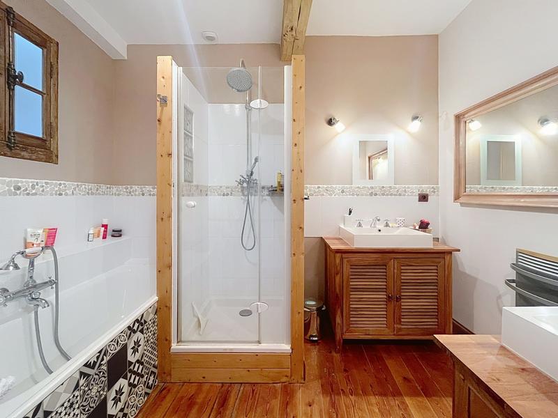 Maison - 160 m² - 6 pièces