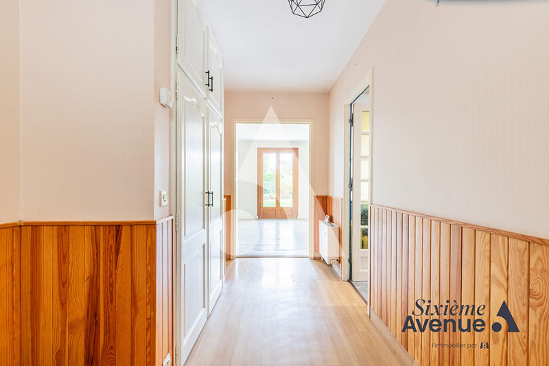 Maison - 98 m² - 4 pièces