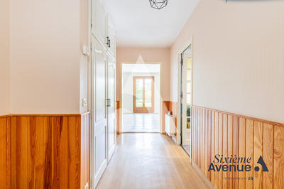 Maison - 98 m² - 4 pièces