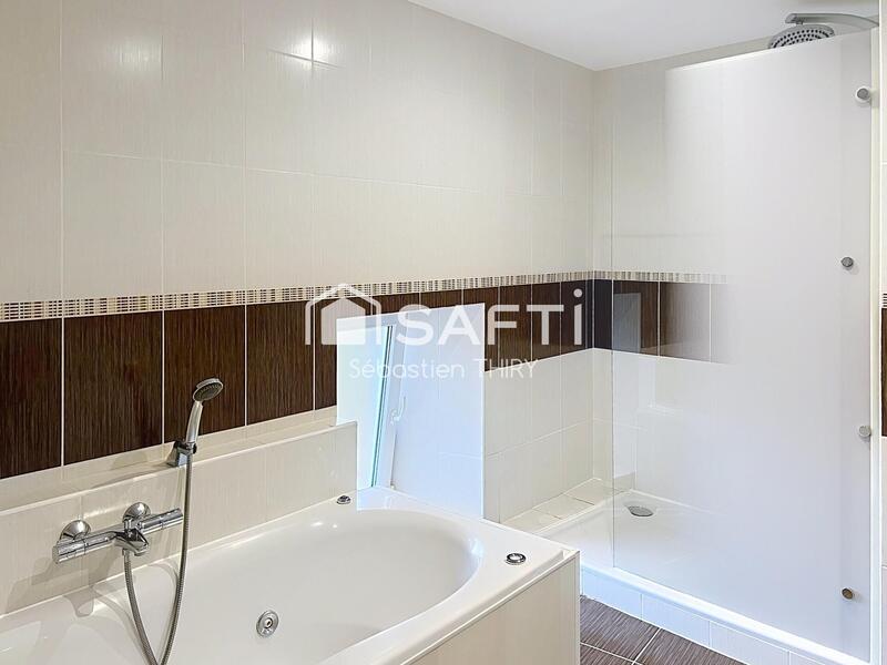 Maison - 93 m² - 3 pièces