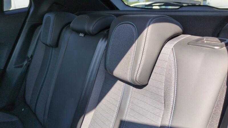 Peugeot 2008 1.5 BlueHDi 100 Allure