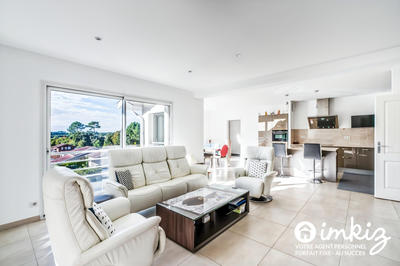 Maison - 128 m² - 4 pièces