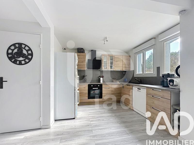 Maison - 90 m² - 5 pièces