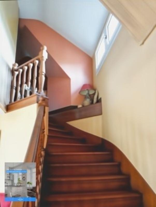 Pavillon - 136 m² - 6 pièces