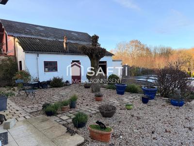 Maison - 185 m² - 5 pièces