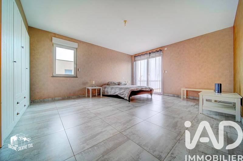 Maison - 264 m² - 6 pièces