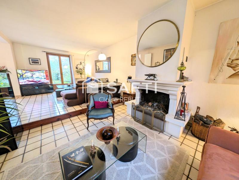 Maison - 140 m² - 6 pièces