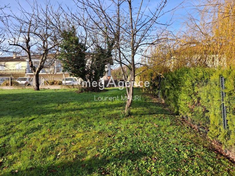 Terrain constructible - 601 m²