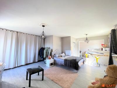 Maison - 165 m² - 5 pièces