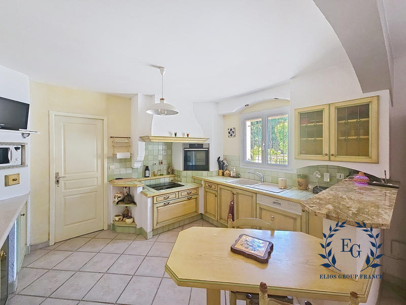 Maison - 107 m² - 4 pièces