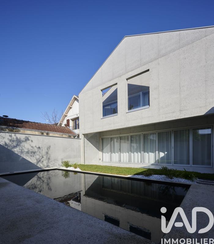 Maison - 166 m² - 5 pièces