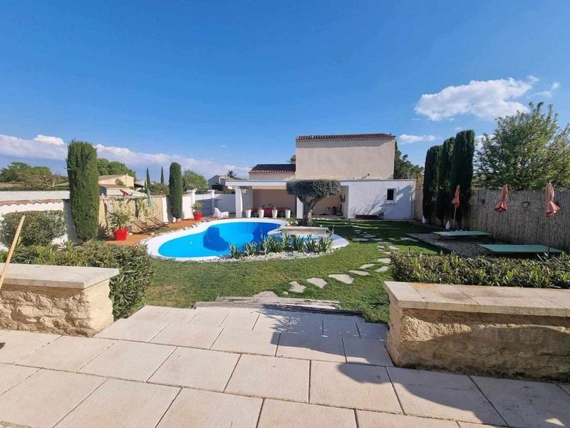 Maison - 175 m² - 6 pièces