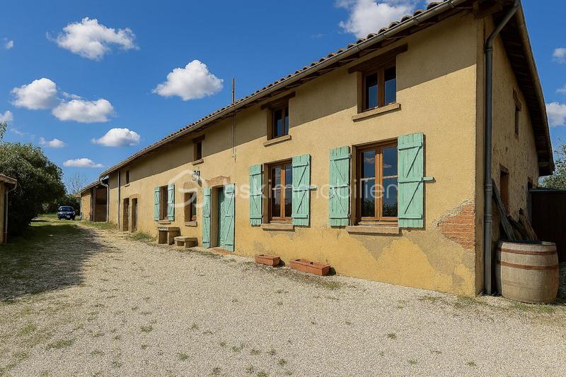 Corps de ferme - 334 m² - 6 pièces