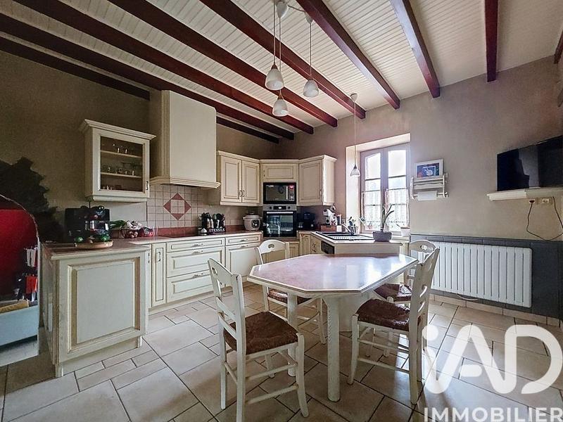 Maison - 138 m² - 5 pièces
