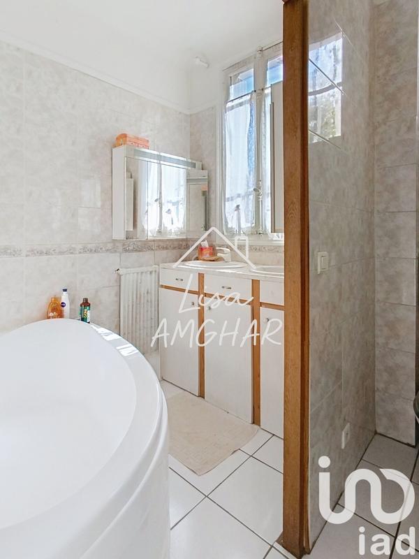 Maison - 84 m² - 5 pièces