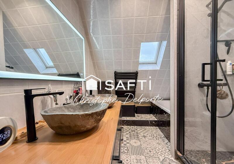 Maison - 134 m² - 6 pièces