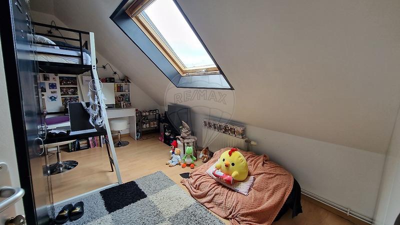 Maison - 156 m² - 8 pièces