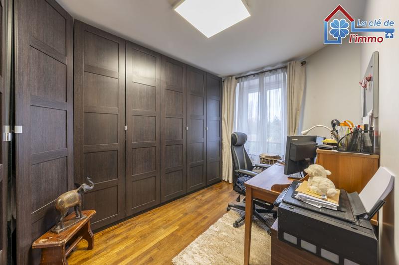 Duplex - 94 m² - 4 pièces