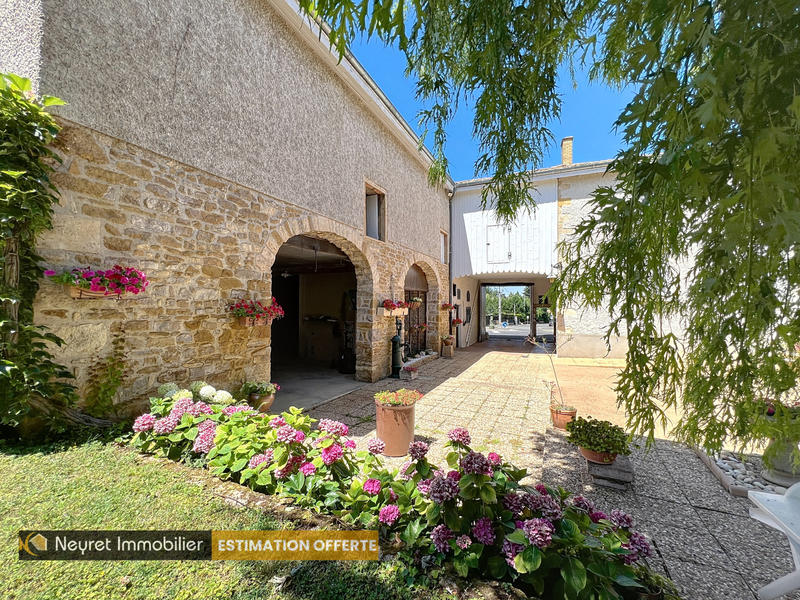 Maison - 172 m² - 8 pièces