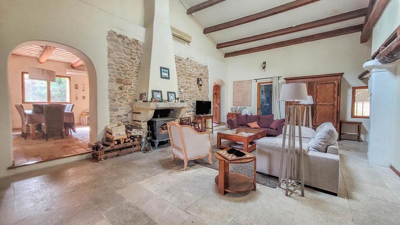 Maison - 160 m² - 8 pièces