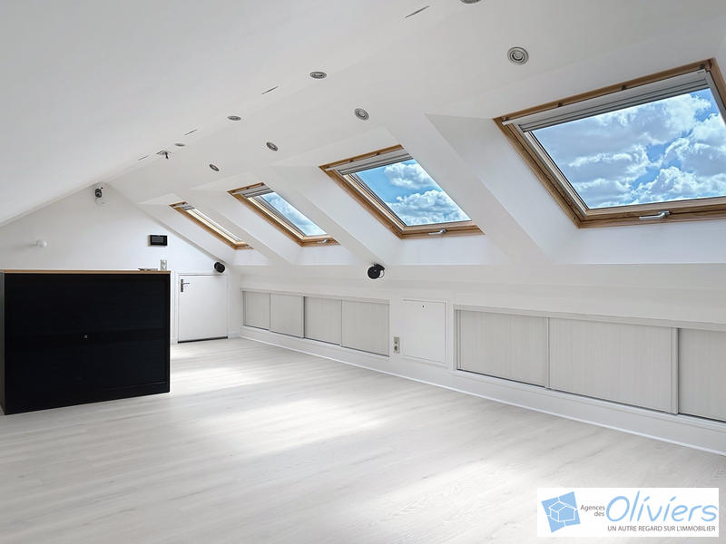 Maison - 152 m² - 7 pièces