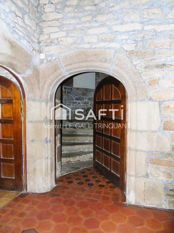 Propriété - 316 m² - 15 pièces