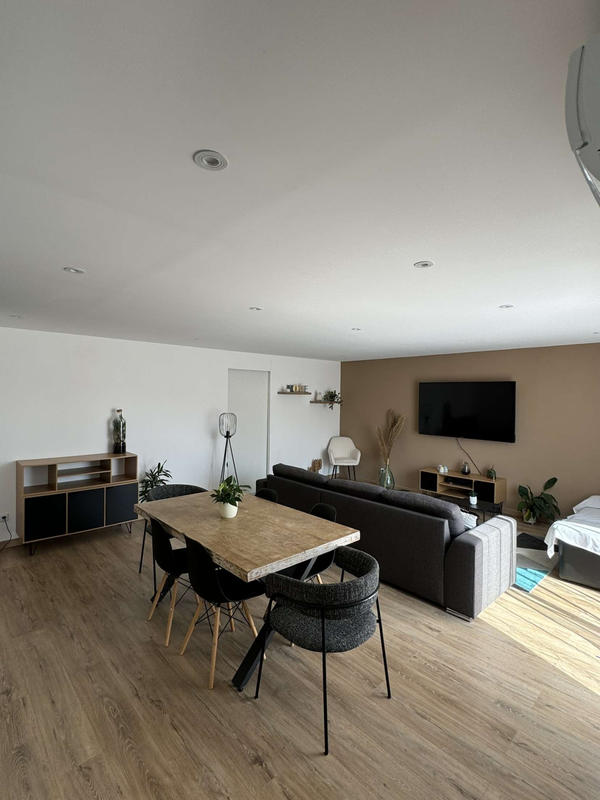 Appartement - 93 m² - 4 pièces