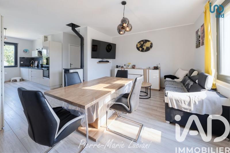 Maison - 125 m² - 5 pièces