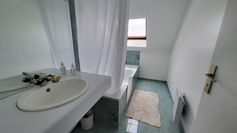 Maison traditionnelle - 148 m² - 6 pièces