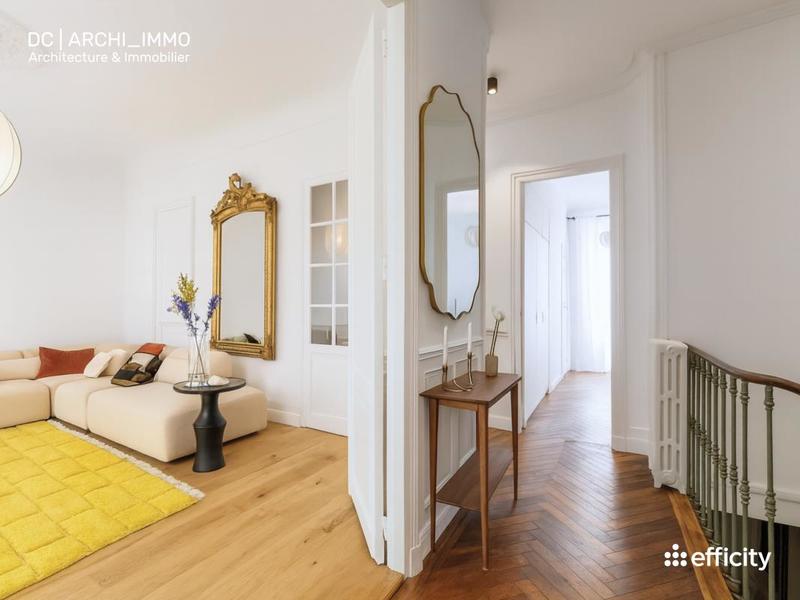 Appartement - 284 m² - 8 pièces