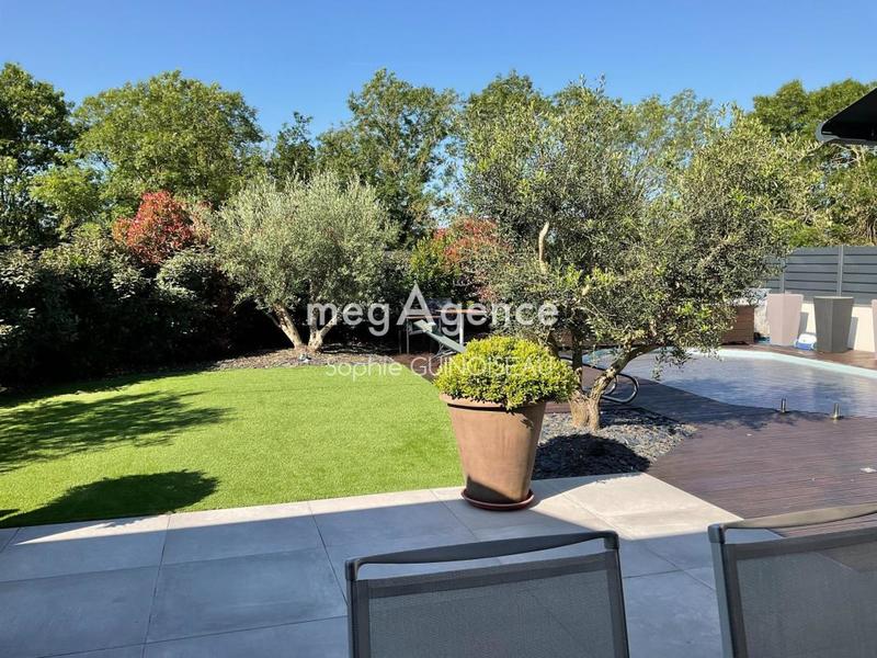 Maison - 176 m² - 6 pièces