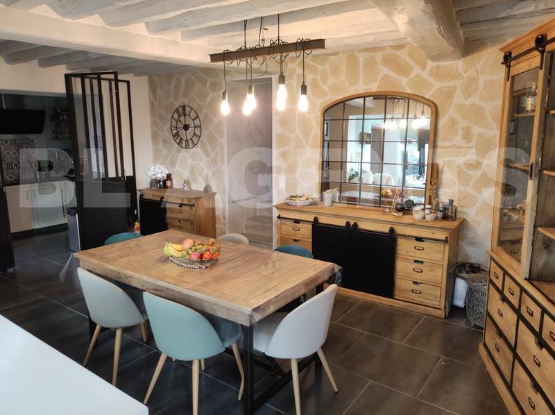 Maison - 120 m² - 4 pièces