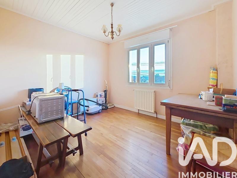 Maison - 96 m² - 5 pièces