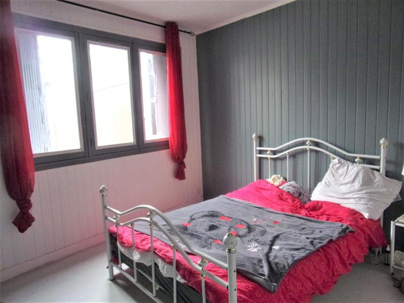 Maison - 243 m² - 7 pièces