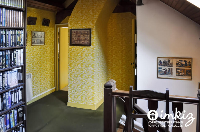 Maison - 436 m² - 14 pièces