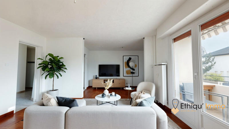 Appartement - 97 m² - 4 pièces