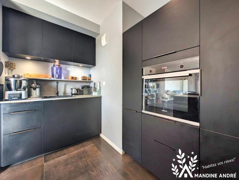 Appartement - 80 m² - 3 pièces