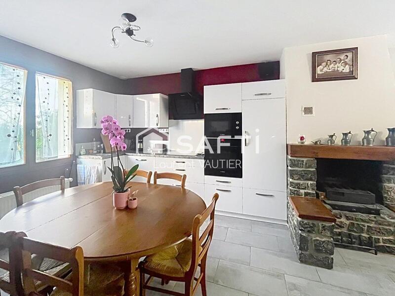 Maison - 127 m² - 6 pièces