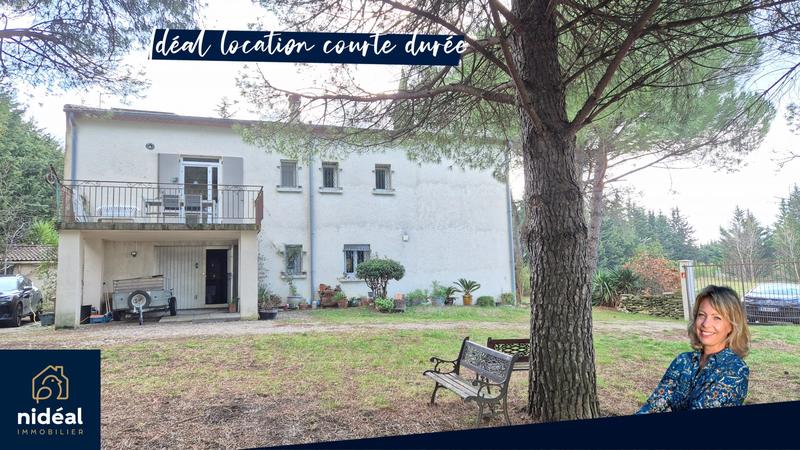 Maison traditionnelle - 180 m² - 7 pièces