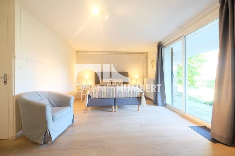 Maison - 275 m² - 8 pièces