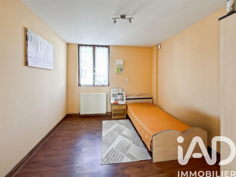 Maison - 104 m² - 6 pièces