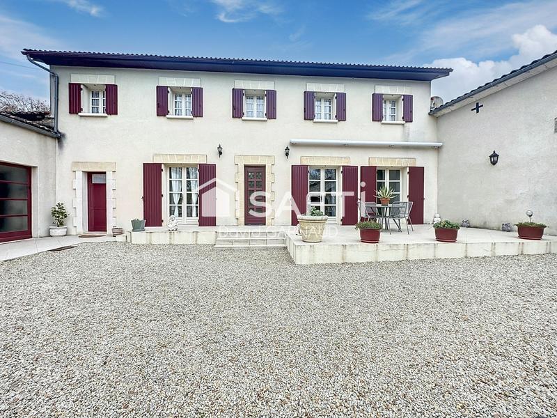 Maison de maîtres - 441 m² - 14 pièces