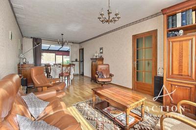 Maison - 111 m² - 5 pièces