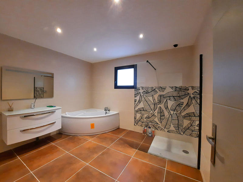 Maison - 145 m² - 5 pièces