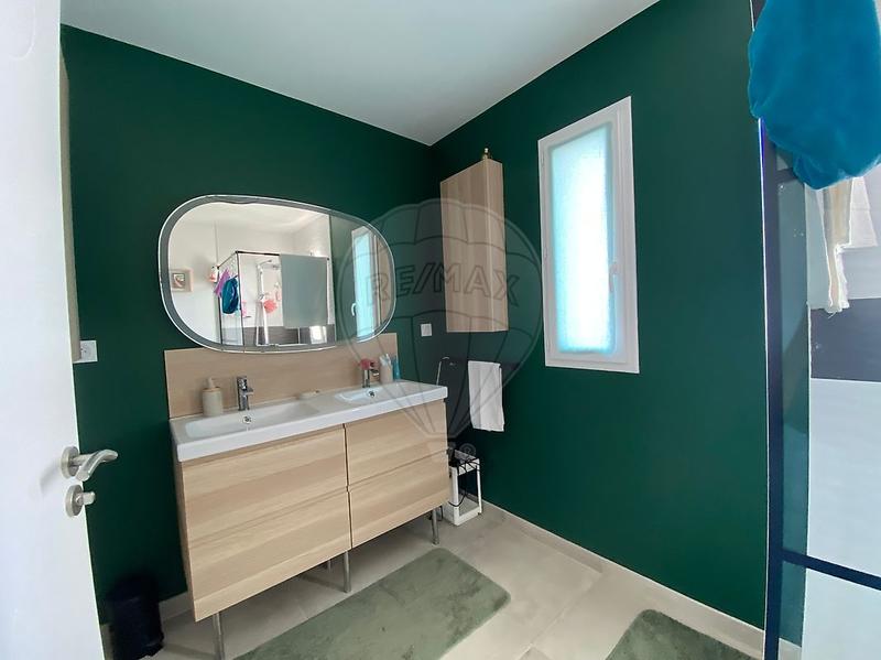 Maison - 108 m² - 4 pièces